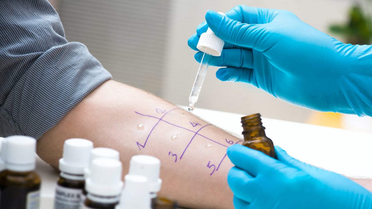 Allergy diagnostics and therapeutics market